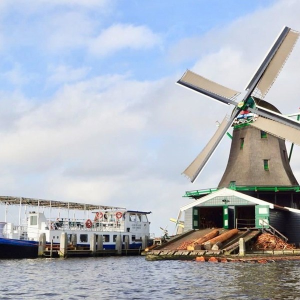 a small boat in a large body of water